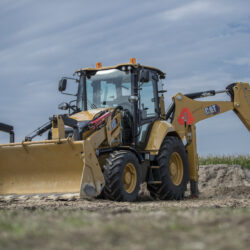 tractopelle cat 428